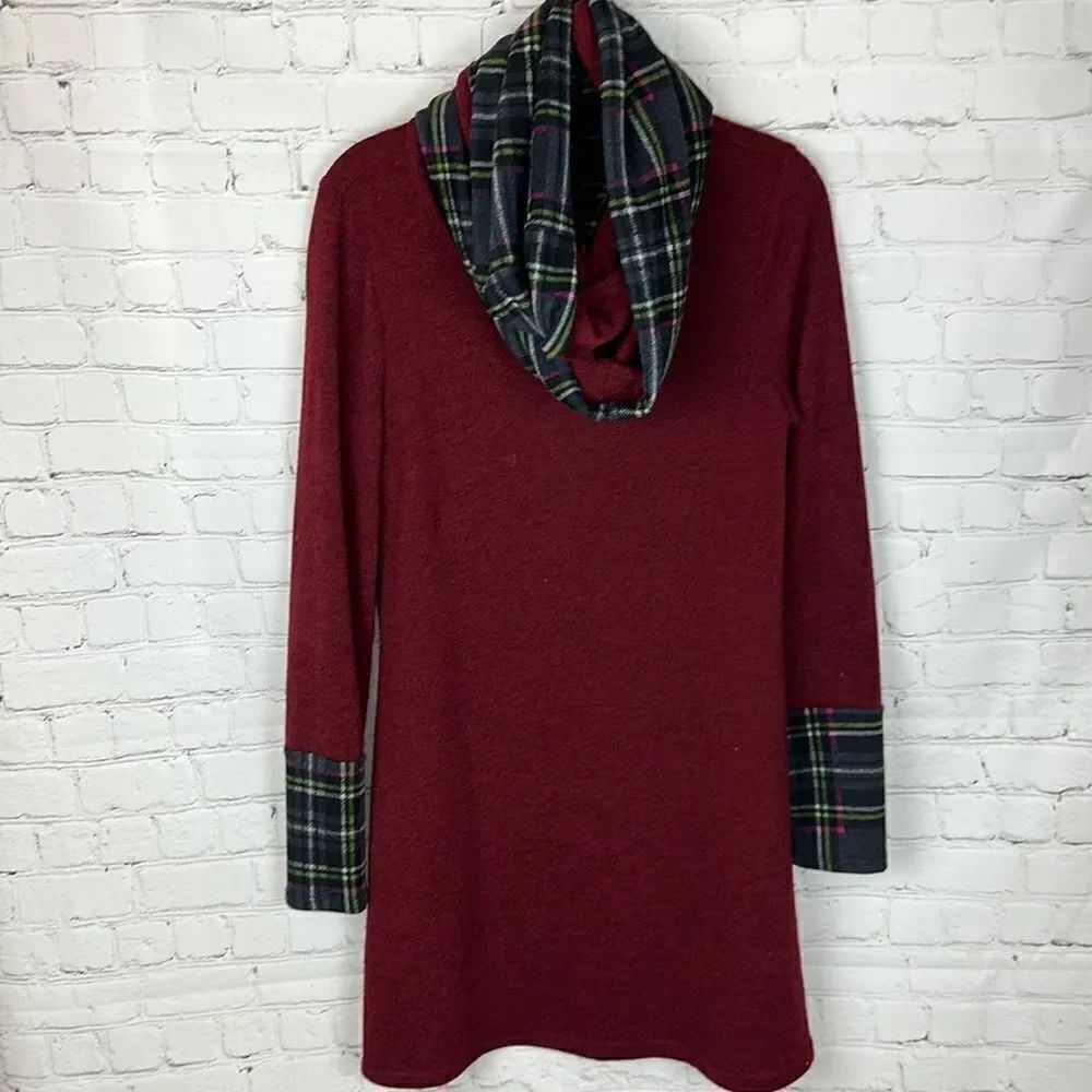 12PM by Mon Ami Sweater Dress with Matching Infinity Scarf Size Medium